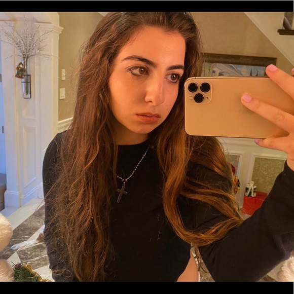 Meet your Posher, Paige - Picture 1 of 1